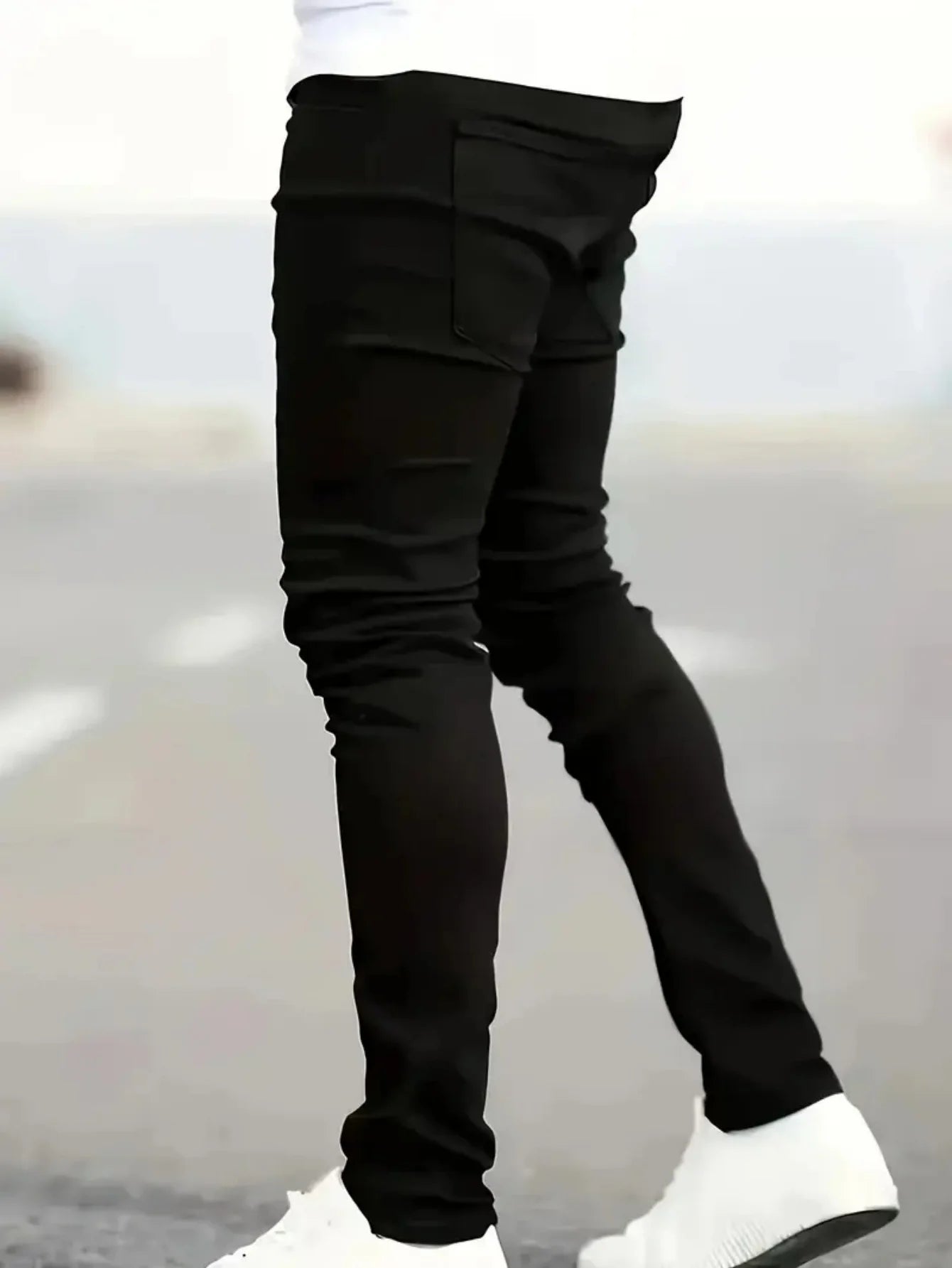 Men’s Slim Fit Black Jeans, Reinforced Denim Seams, Menswear Approved from Gym to Gallery