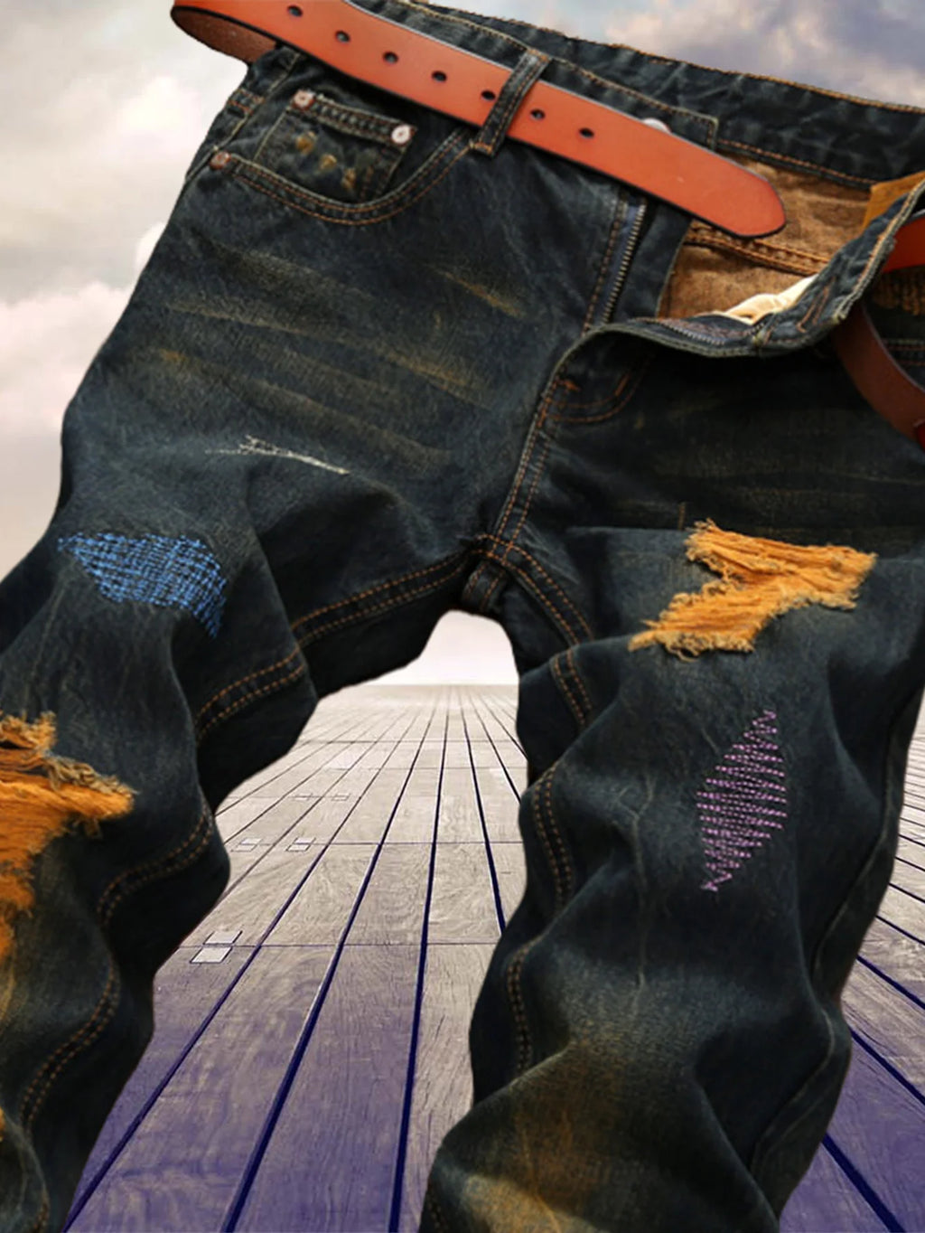 American retro personality makes old men's straight jeans