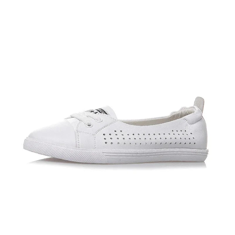Shallow Mouth Leather Small White Shoes Women's 2026  Flat Shoes Casual Shoes Women Driving Pregnant Women Student Skate Shoes