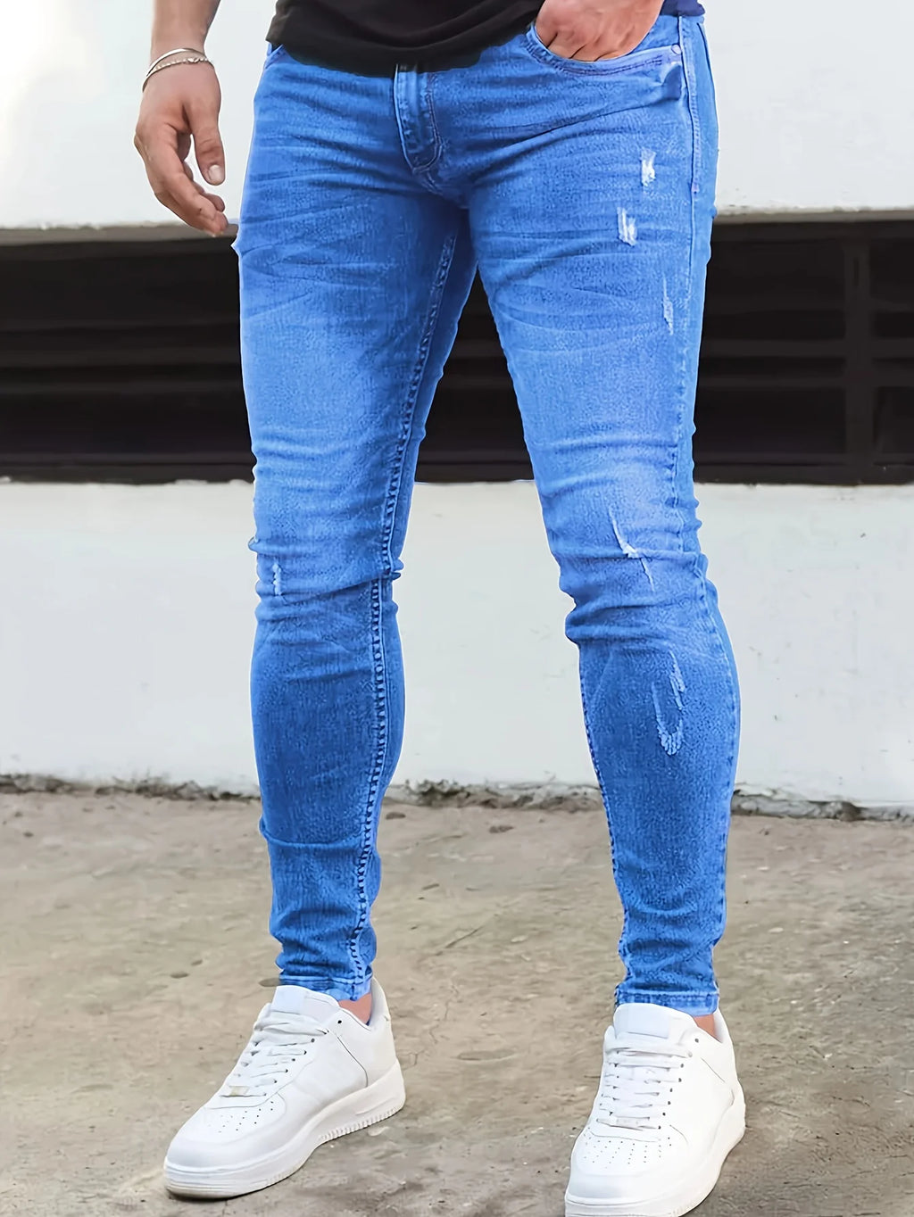 Men's fashionable blue washed jeans