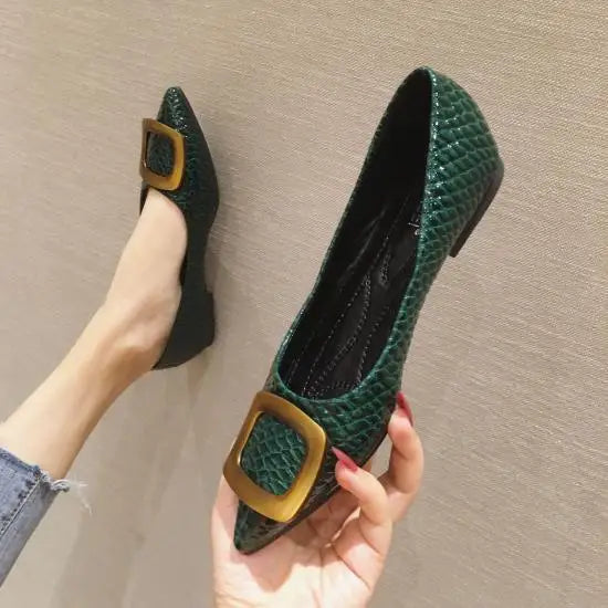 Flat Shoes Women Snakeskin Pointed Women Flats Large Size 44 45 46 Zapatillas Mujer Spring Summer Casual Shoes Small Size 32 33