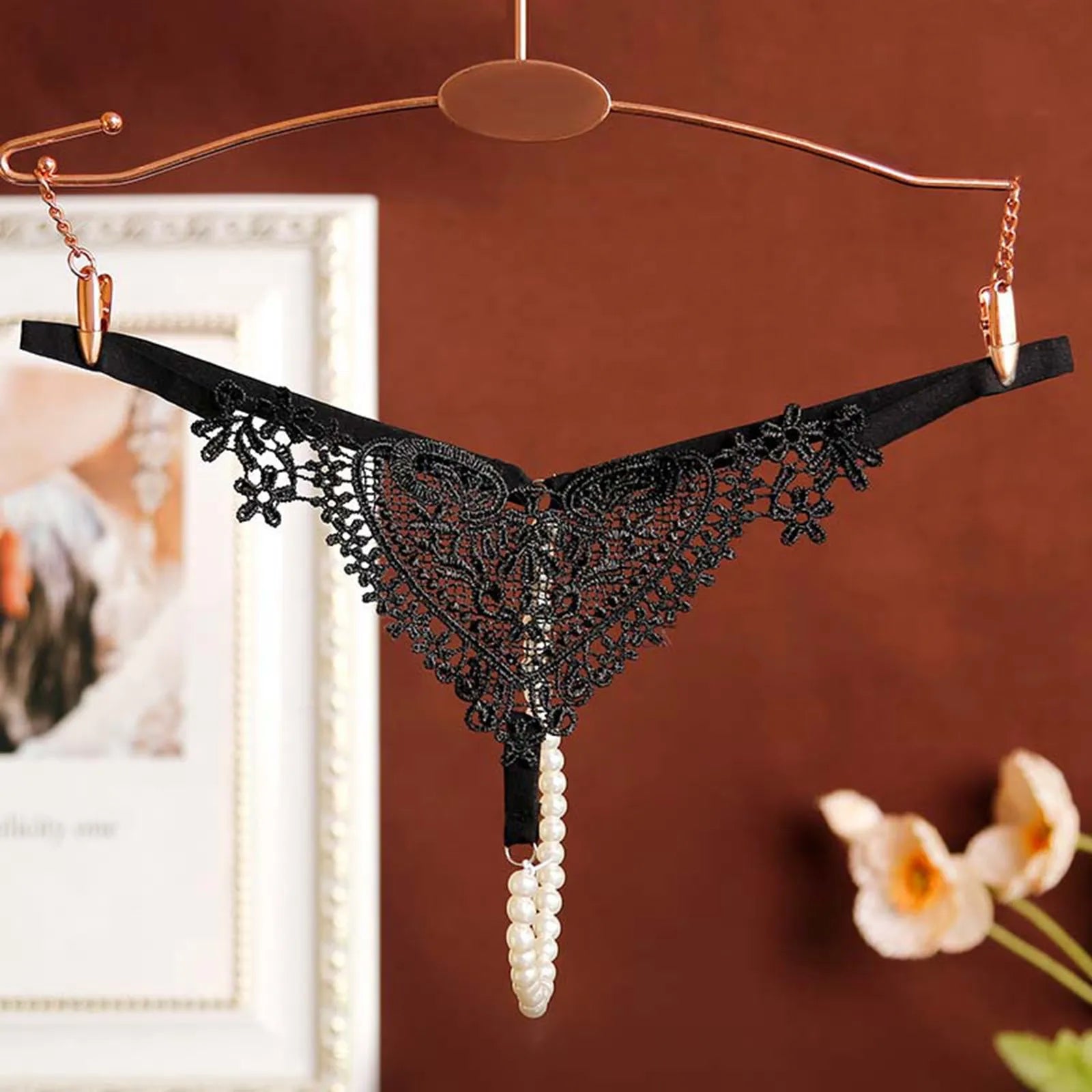 Seamless Crotchless Underwear Women Erotic Floral Embroidered Beading Sexy Lingeries Female Lace Hollow Out Pearl Panties