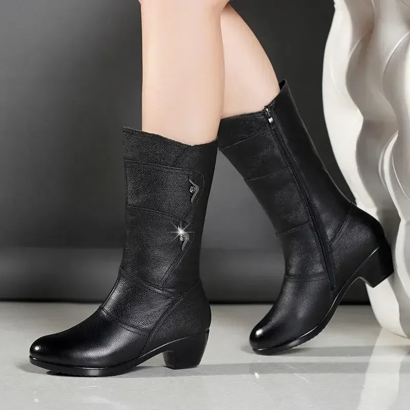 2024 Middle Boots Winter Women's Korean Style Low Heel Solid Color Fleece Warm Plus Size Outdoor Anti-Skid Boots