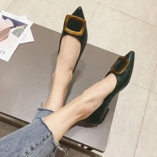 Flat Shoes Women Snakeskin Pointed Women Flats Large Size 44 45 46 Zapatillas Mujer Spring Summer Casual Shoes Small Size 32 33