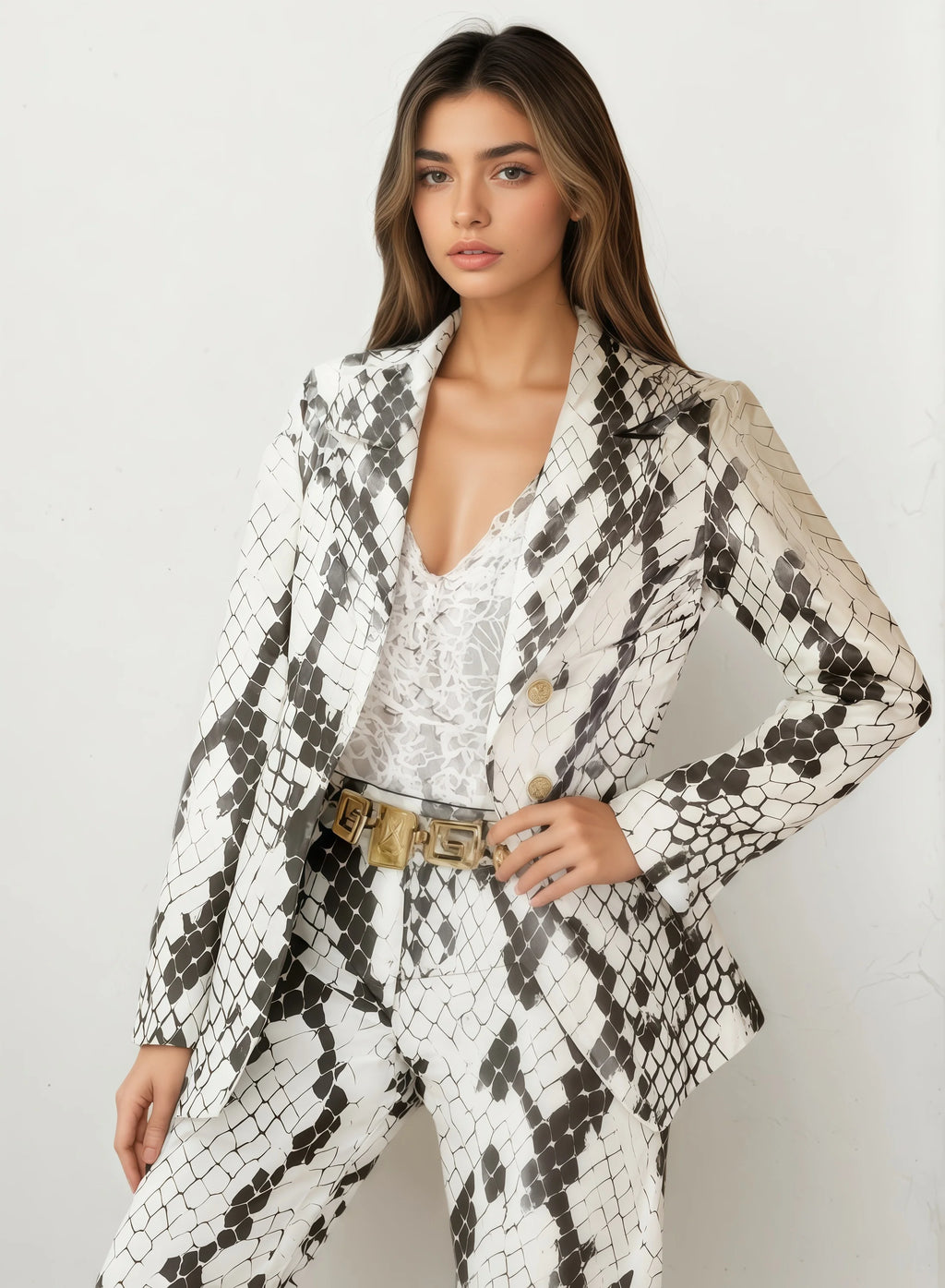 2025 New Casual Fashion Set Women's Suit Set Snake Skin Printed Set Elegant and Stylish Spring and Autumn Edition