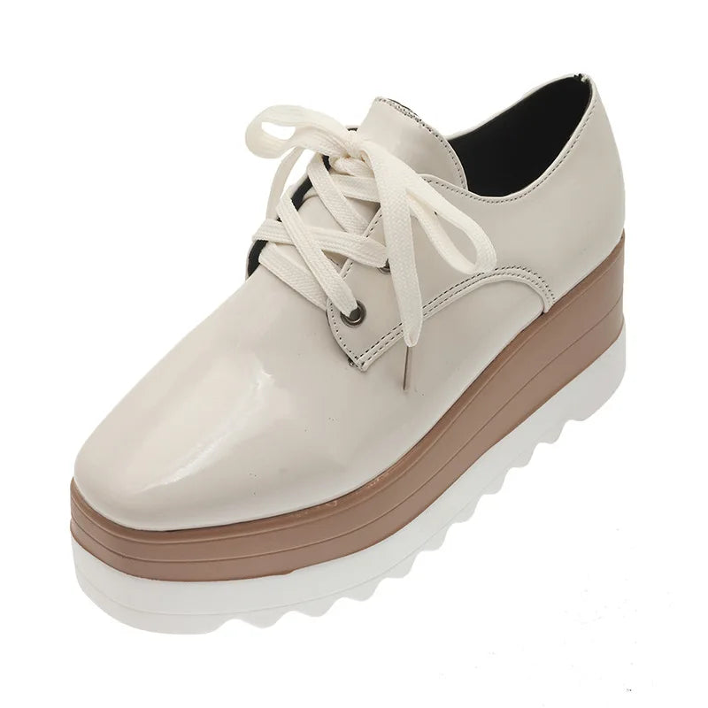 2024 New Spring Women Flat Platform Shoes Slip on Moccains Ladies Casual Shoes Woman Thick Sole Brogue Creepers Sneakers