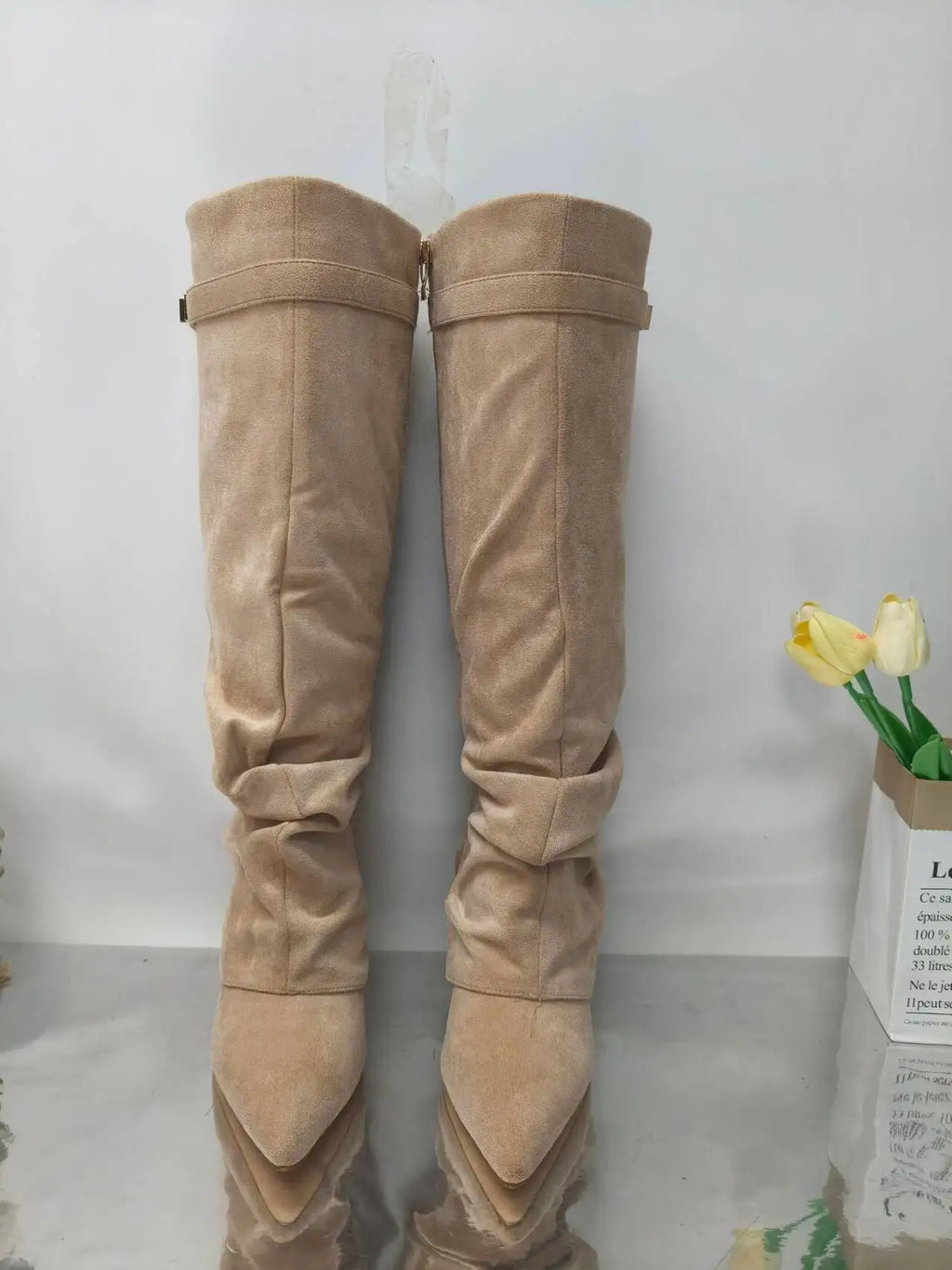 Ladies' Autumn and Winter New Pointed Knee High Women's Boots, Thick High-heeled Long Pants Boots, Fashionable Mid Rise Boots