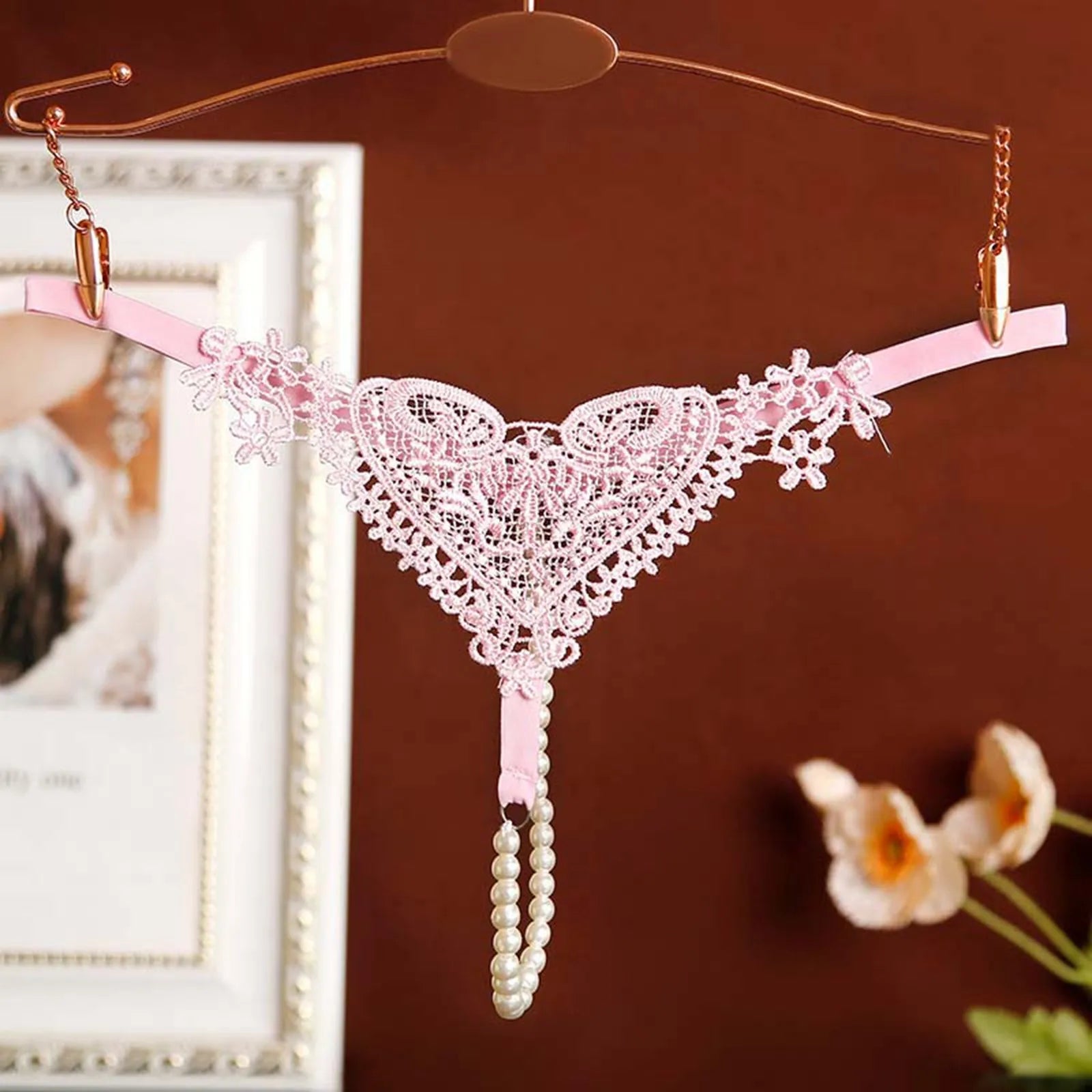 Seamless Crotchless Underwear Women Erotic Floral Embroidered Beading Sexy Lingeries Female Lace Hollow Out Pearl Panties