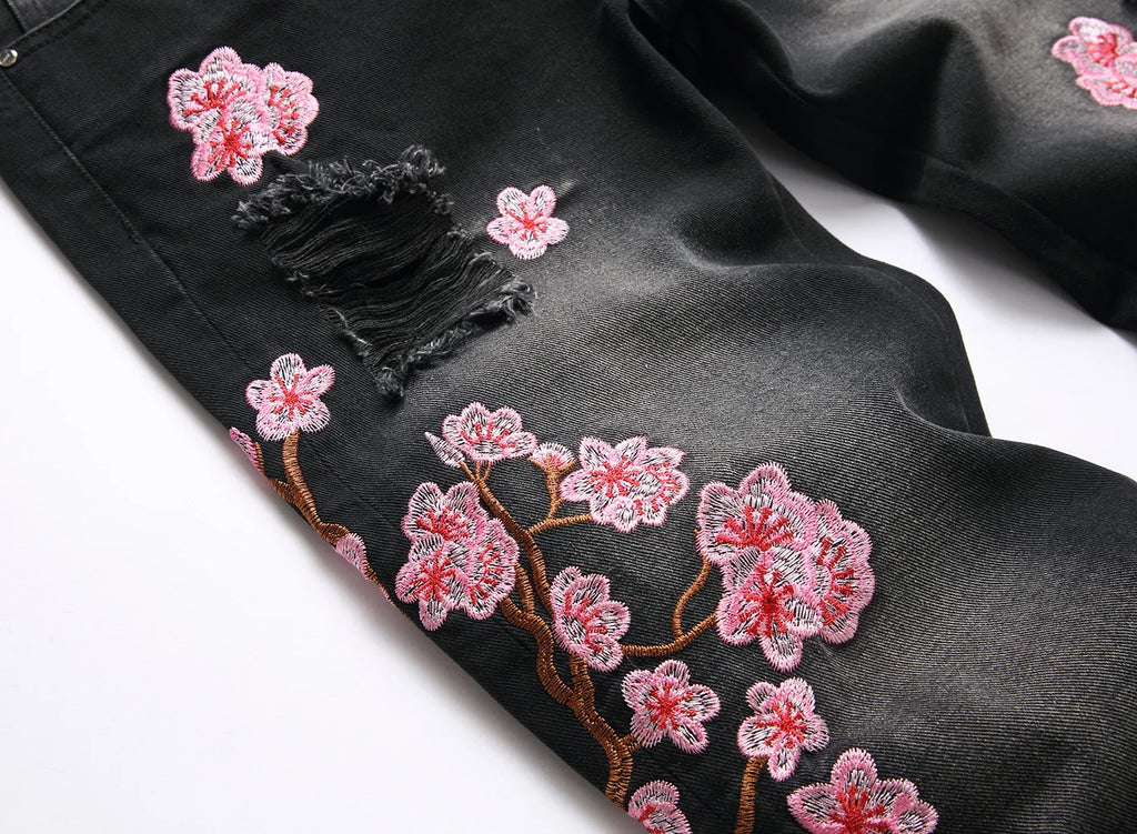 Men's high-street ripped jeans with floral embroidery patchwork, trendy street-style distressed flared jeans