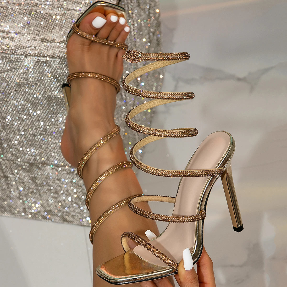 2025 Summer Street Style CRYSTAL Ankle Strap Women Slingback Sandal Design Sexy Open Toe Thin High Heels Party Prom Shoes