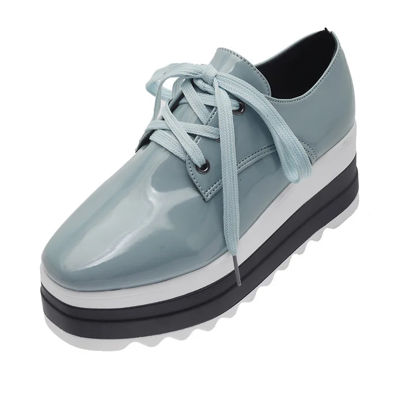 2024 New Spring Women Flat Platform Shoes Slip on Moccains Ladies Casual Shoes Woman Thick Sole Brogue Creepers Sneakers