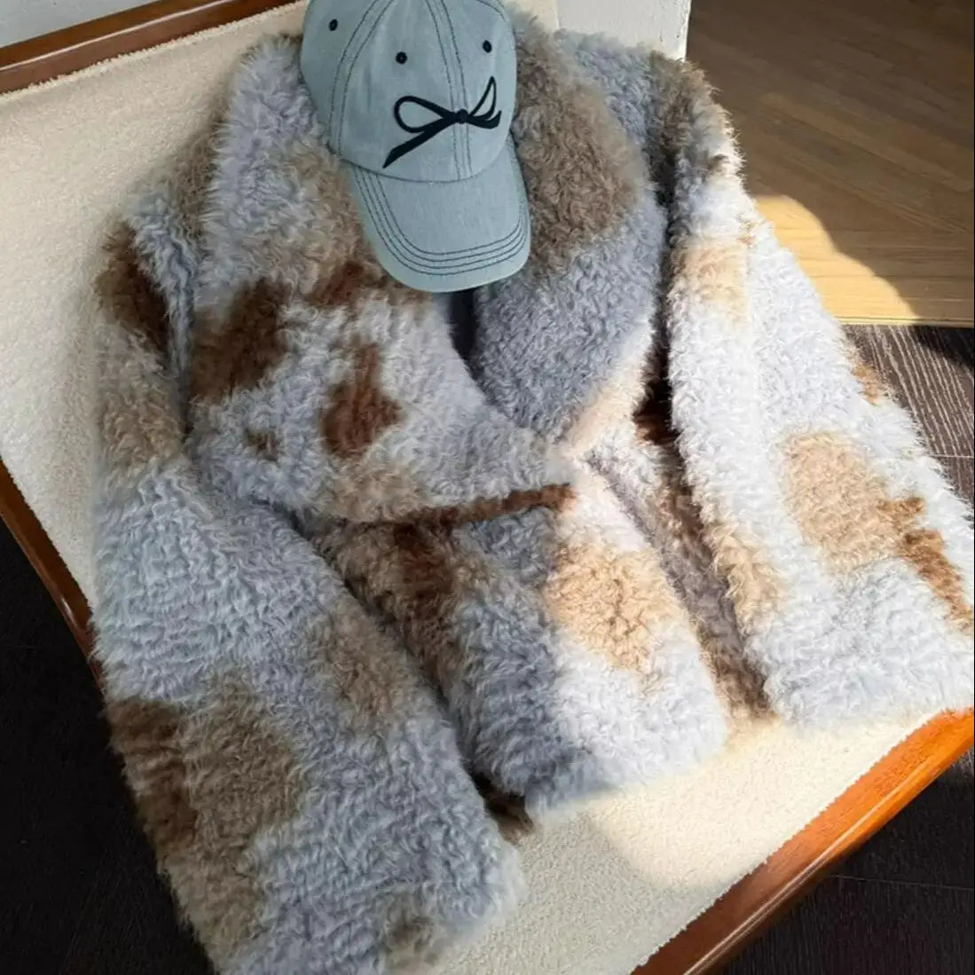 HIGH QUALITY Winter Large Lapel Curly Lamb Fur Coat Long sleeve Warm Shaggy Tie dye Gradient Faux Fur Jacket Loose Outerwear