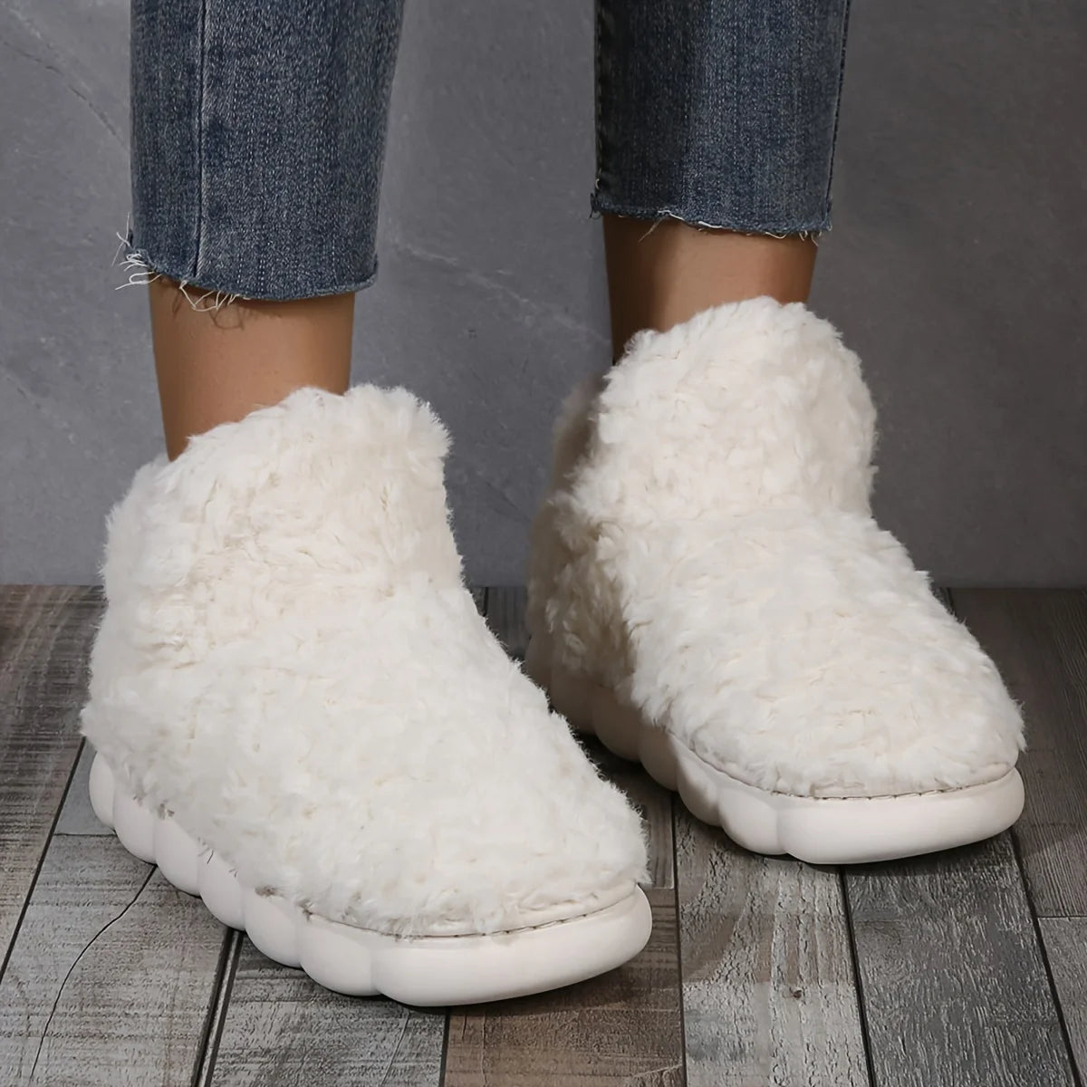 2025 Warm Solid Color Slipper Boots Casual Slip On Plush Lined Shoes Comfortable Indoor Home Slippers Home Bedroom Floor Slipper